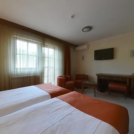 Ξενοδοχείο Prestige 4*